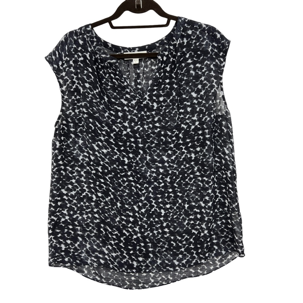 Two by Vince Camuto V-Neck Blouse